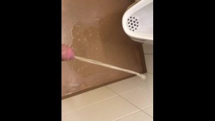 Messy Urinal Pee