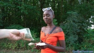 Hairless Ebony babe gets paid for sucking big dong outdoors